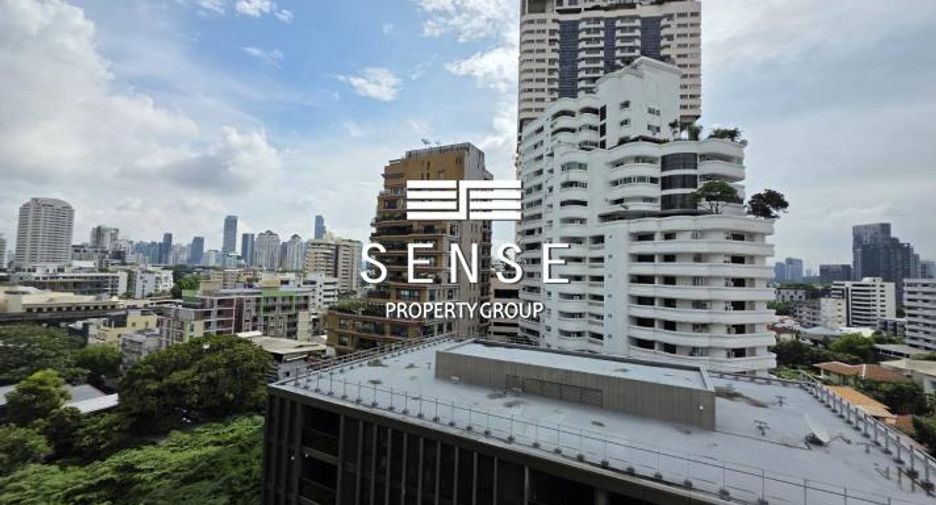 For rent 3 ベッドルーム condo in Khlong Toei, Bangkok