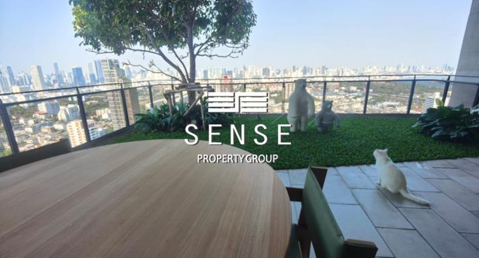 For sale 5 bedrooms condo in Yan Nawa, Bangkok