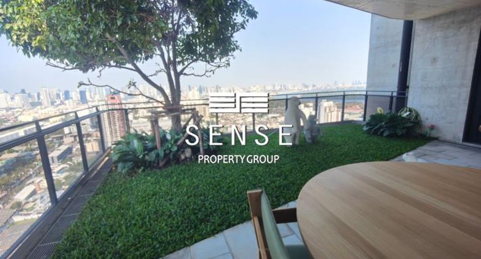 For sale 5 bedrooms condo in Yan Nawa, Bangkok