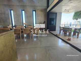 For sale 5 bedrooms condo in Yan Nawa, Bangkok
