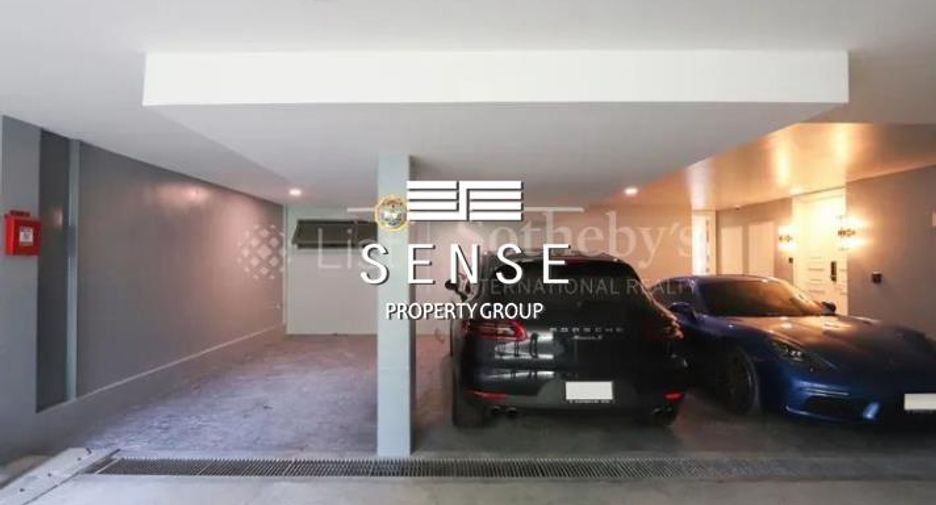 Casa en venta y en alquiler de 6 habitaciones en Watthana, Bangkok