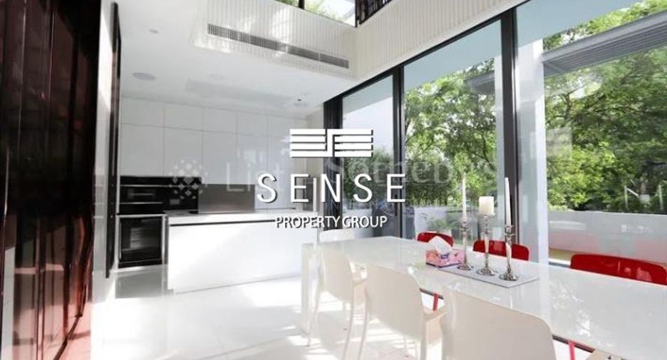 Casa en venta y en alquiler de 6 habitaciones en Watthana, Bangkok