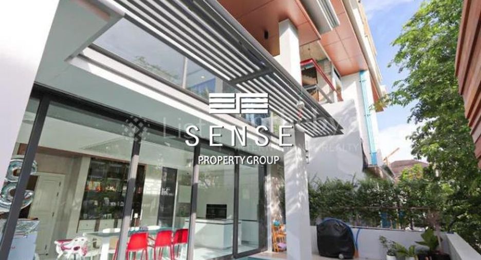 Casa en venta y en alquiler de 6 habitaciones en Watthana, Bangkok