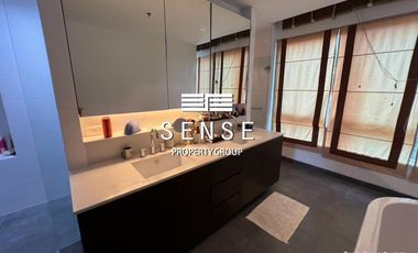Condo en venta de 3 habitaciones en Khlong Toei, Bangkok
