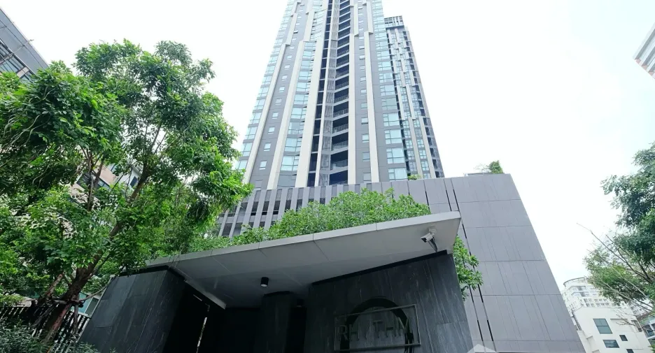 For rent 1 bed condo in Watthana, Bangkok