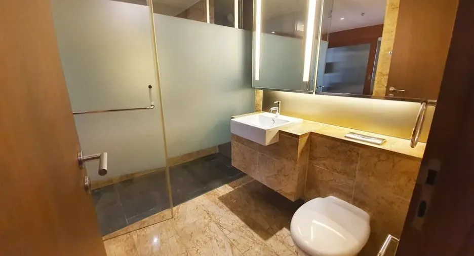 For rent 1 bed condo in Pathum Wan, Bangkok