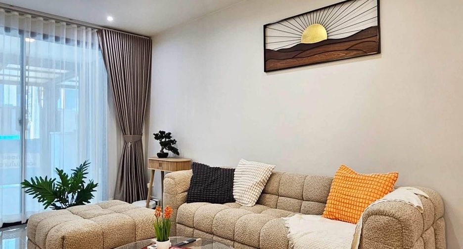 For rent 3 bedrooms townhouse in Bang Phli, Samut Prakan