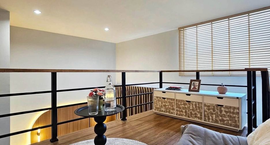 For rent 3 bedrooms townhouse in Bang Phli, Samut Prakan