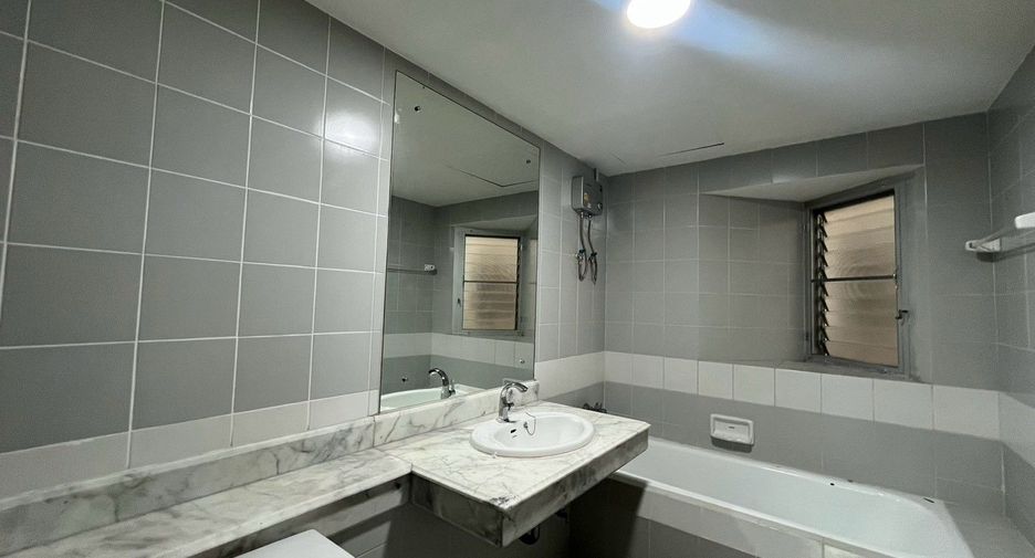 Wohnung zum Kauf mit 2 Zimmer in Bang Phli, Samut Prakan
