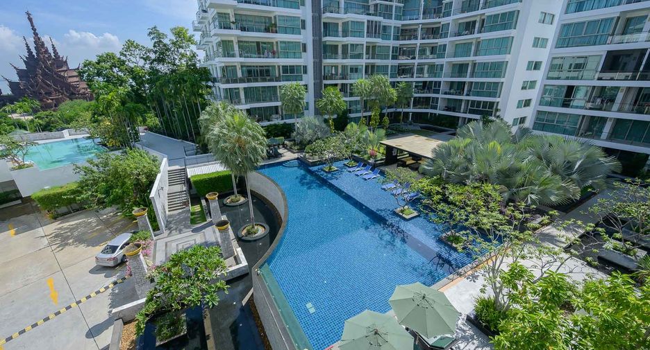 For sale 3 bedrooms condo in Bang Lamung, Chonburi
