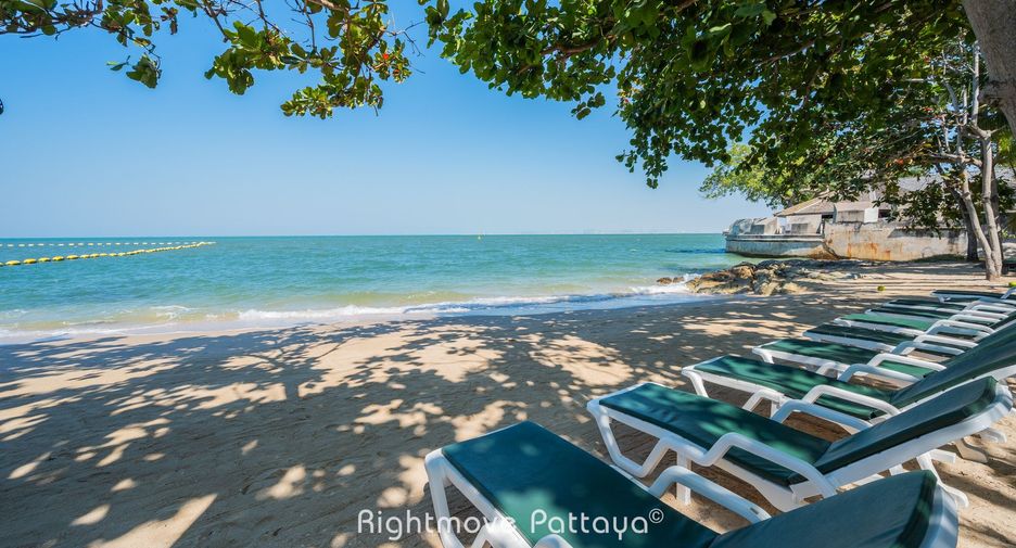 For sale 3 bedrooms condo in Bang Lamung, Chonburi