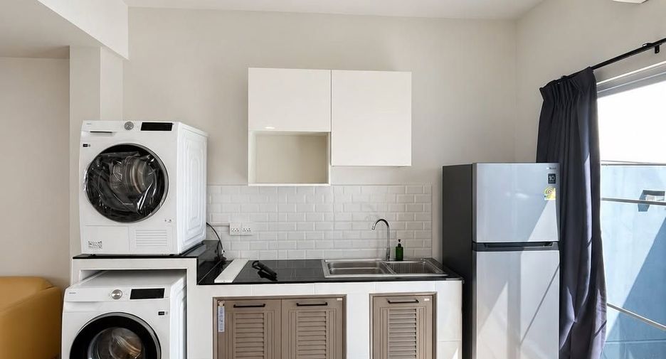For rent 2 bedrooms townhouse in Prawet, Bangkok