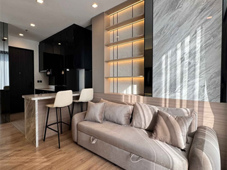 For rent 1 bed condo in Phaya Thai, Bangkok