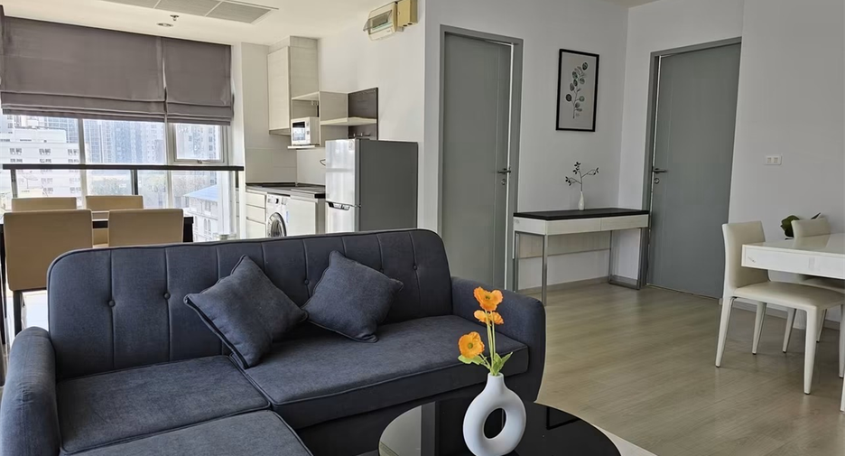 Wohnung zur Miete mit 2 Zimmer in Huai Khwang, Bangkok
