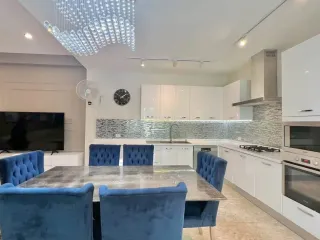 À vendre 4 chambres maison à Bang Saray, Pattaya