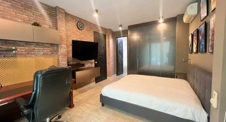 ขาย 4 ห้องนอน บ้านเดี่ยว ใน บางเสร่, พัทยา