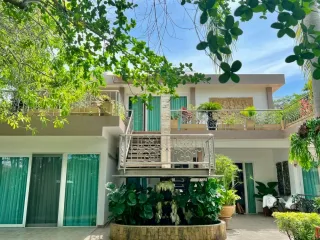 À vendre 4 chambres maison à Bang Saray, Pattaya