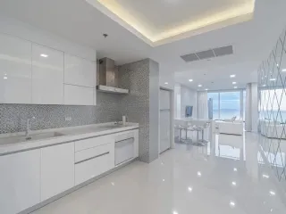 Wohnung zum Kauf mit 3 Zimmer in Bang Saray, Pattaya