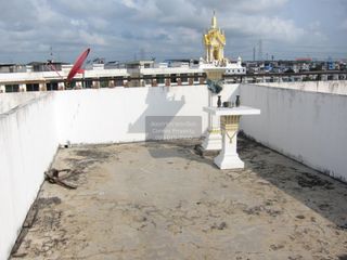 Local comercial en venta de 3 habitaciones en Rat Burana, Bangkok