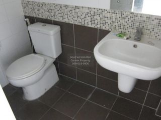 Local comercial en venta de 3 habitaciones en Rat Burana, Bangkok
