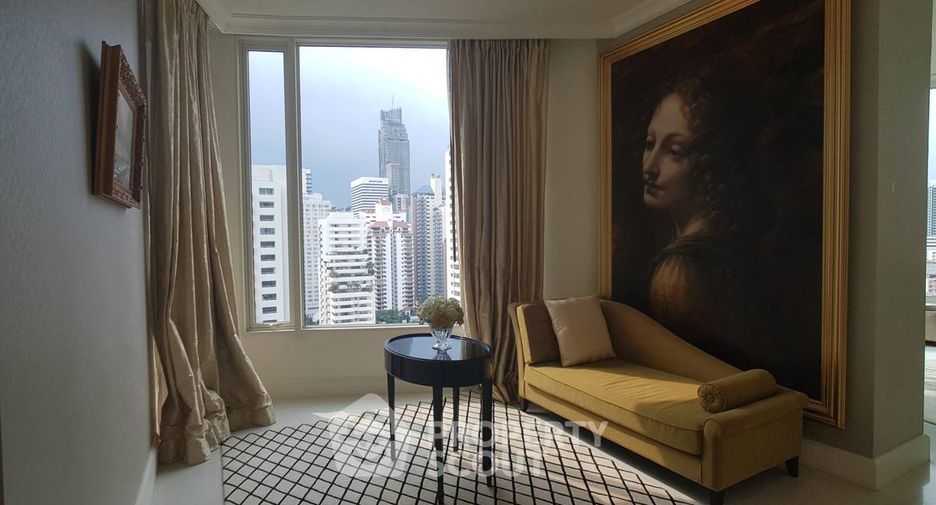 For rent and for sale 4 bedrooms condo in Watthana, Bangkok