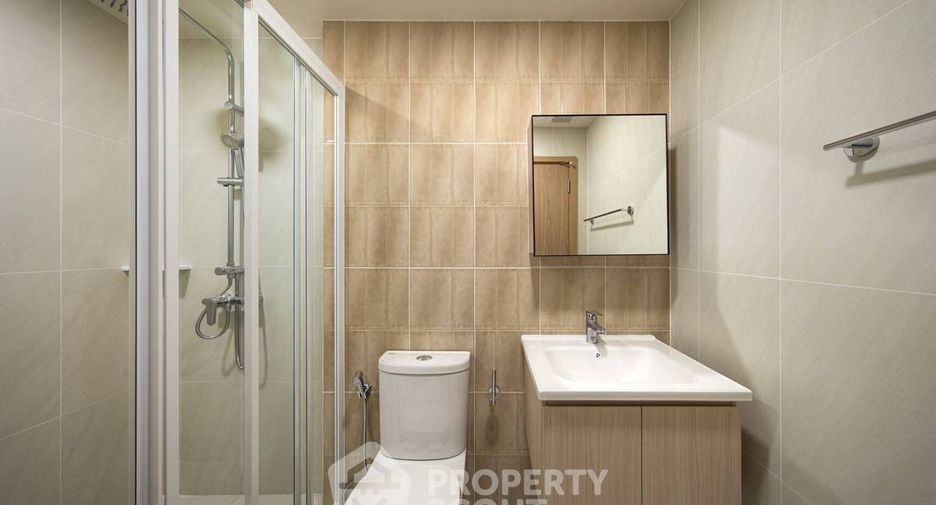 For rent 2 ベッドルーム condo in Watthana, Bangkok