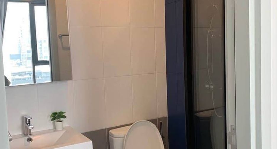Condo en alquiler de 1 habitaciones en Watthana, Bangkok