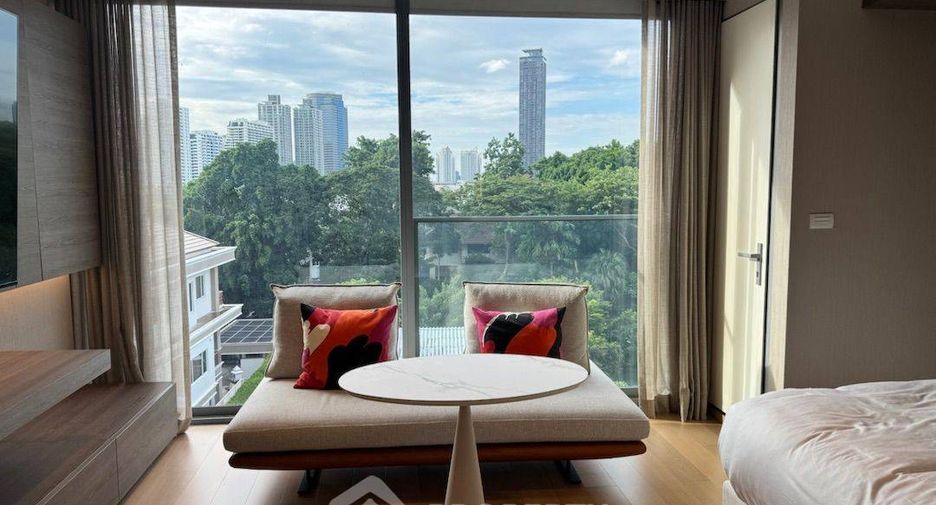 For rent 1 bed condo in Watthana, Bangkok