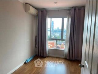 For rent 2 bedrooms condo in Yan Nawa, Bangkok