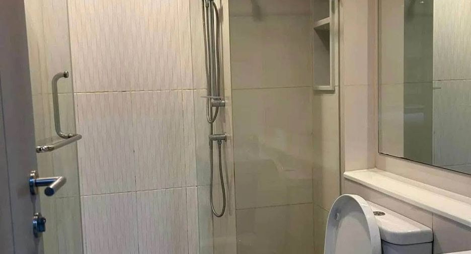 Condo en alquiler de 1 habitaciones en Huai Khwang, Bangkok
