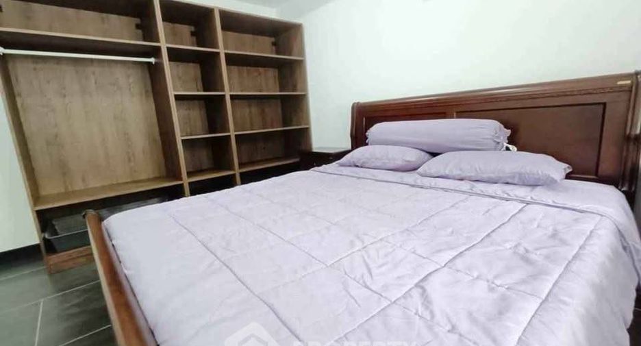 For rent 3 bedrooms condo in Bang Saray, Pattaya