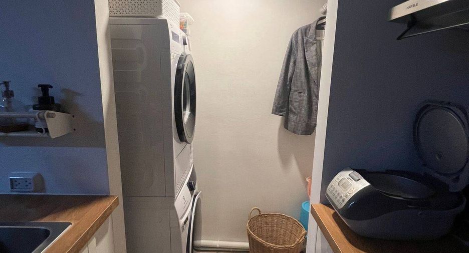 Condo en alquiler de 2 habitaciones en Bang Na, Bangkok
