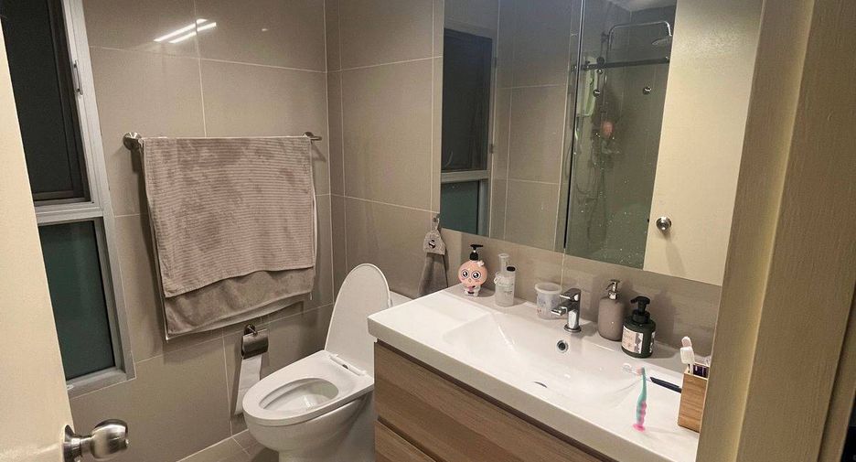 Condo en alquiler de 2 habitaciones en Bang Na, Bangkok