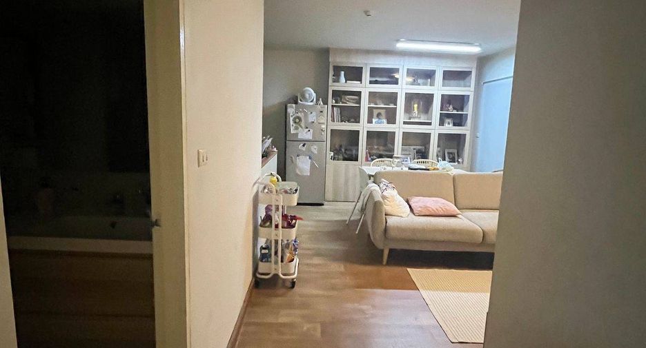 Condo en alquiler de 2 habitaciones en Bang Na, Bangkok