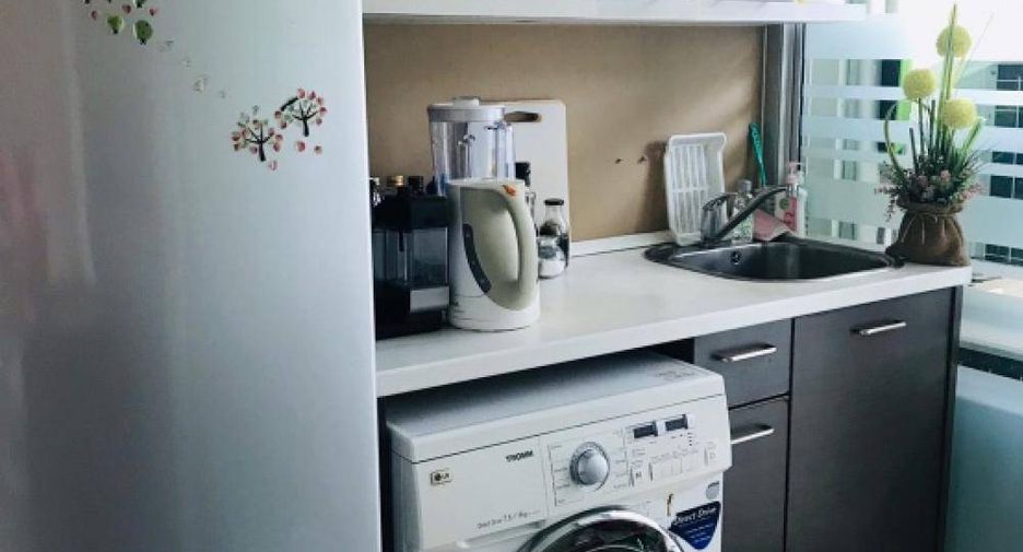 For rent 2 bedrooms condo in Phra Khanong, Bangkok