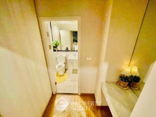 For rent 2 bedrooms condo in Bang Phlat, Bangkok