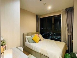 For rent 2 bedrooms condo in Bang Phlat, Bangkok