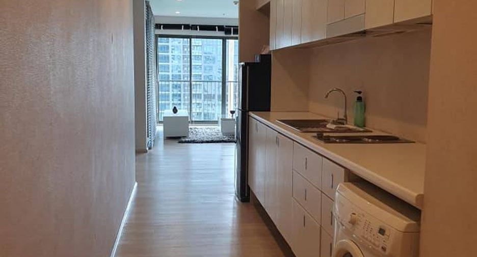 For rent 1 bed condo in Watthana, Bangkok