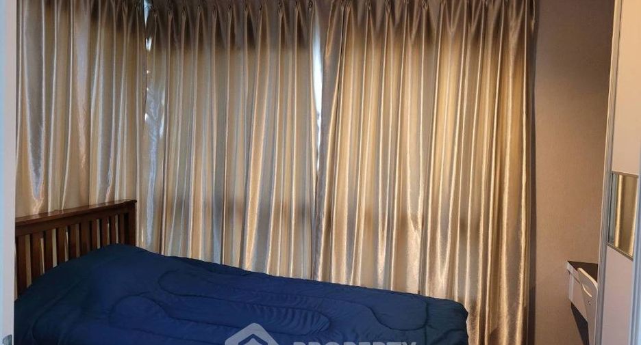 For rent 2 bedrooms condo in Phra Khanong, Bangkok