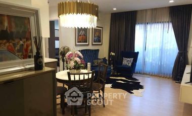 Condo en alquiler de 2 habitaciones en Khlong San, Bangkok