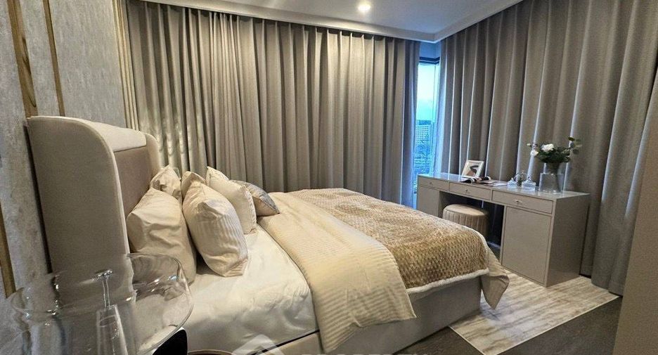 For rent 2 bedrooms condo in Khlong Toei, Bangkok