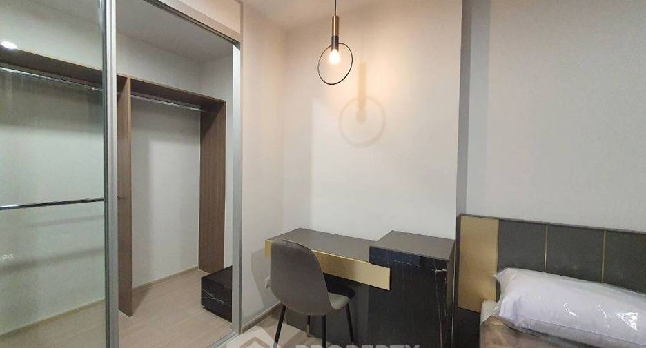 For rent 2 bedrooms condo in Bang Phlat, Bangkok
