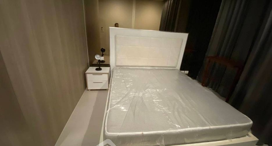 Wohnung zur Miete mit 2 Zimmer in Pathum Wan, Bangkok