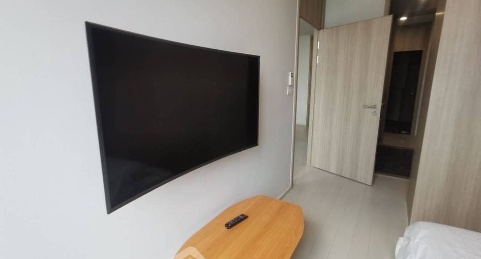 Wohnung zur Miete mit 2 Zimmer in Pathum Wan, Bangkok