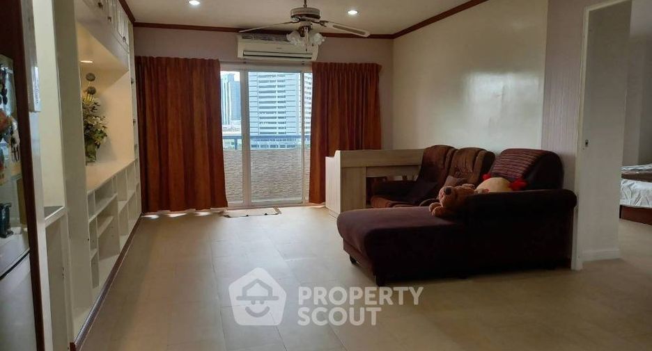 For rent 2 bedrooms condo in Phaya Thai, Bangkok