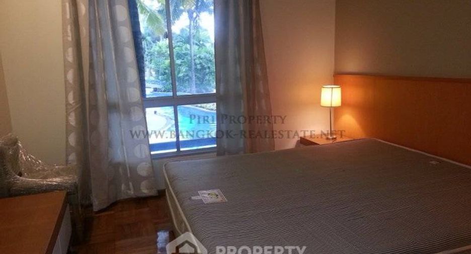 For rent 2 bedrooms condo in Yan Nawa, Bangkok