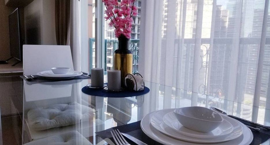 Wohnung zur Miete mit 1 Zimmer in Pathum Wan, Bangkok