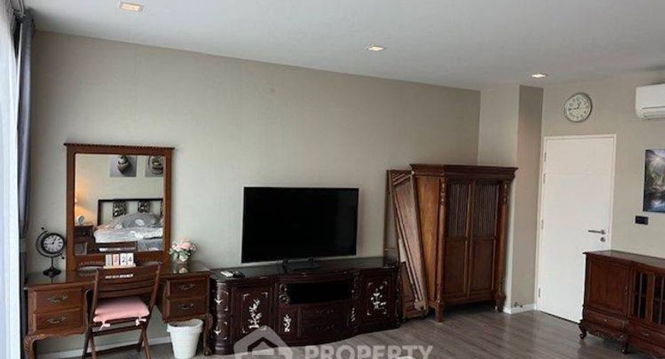For rent 3 bedrooms townhouse in Bang Khen, Bangkok