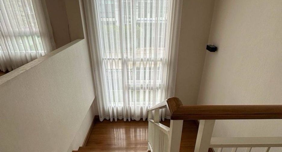 Haus zur Miete mit 4 Zimmer in Sai Mai, Bangkok