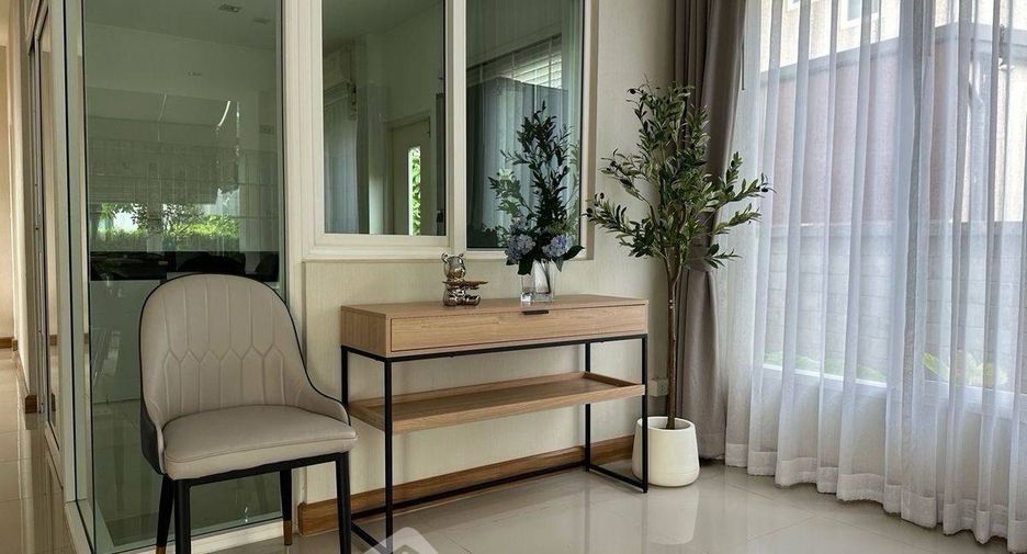 Haus zur Miete mit 4 Zimmer in Sai Mai, Bangkok